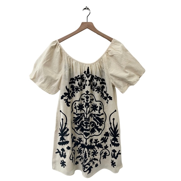 Free People Dresses & Skirts - Free People Cream & Black Fiona Embroidered Puff Sleeve Flare Dress Size Small